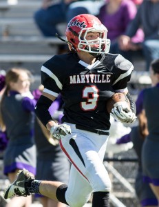 Ward sets sail for the end zone for one of his three touchdowns in the East Tennessee Football Conference championship game. 